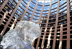 Eisskulptur EU Parlament